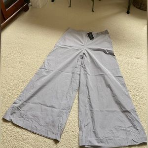 Lafayette 148 size 14 wide leg stripe blue and white pants. New with tags.